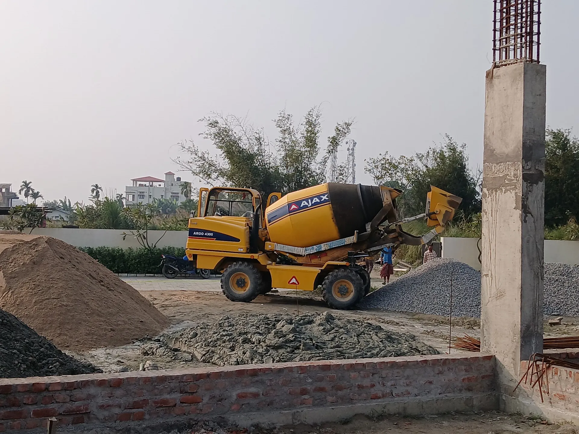 Hydraulic Tipping & Haulage Unit