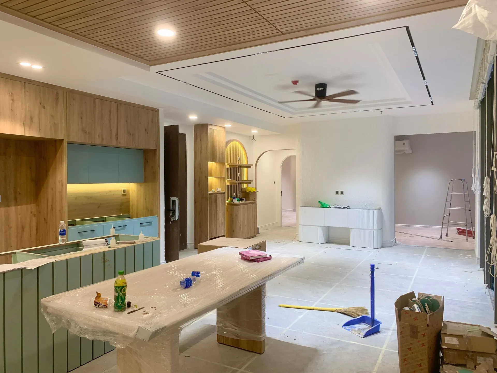 Premium corporate reception and architectural interior fit-out