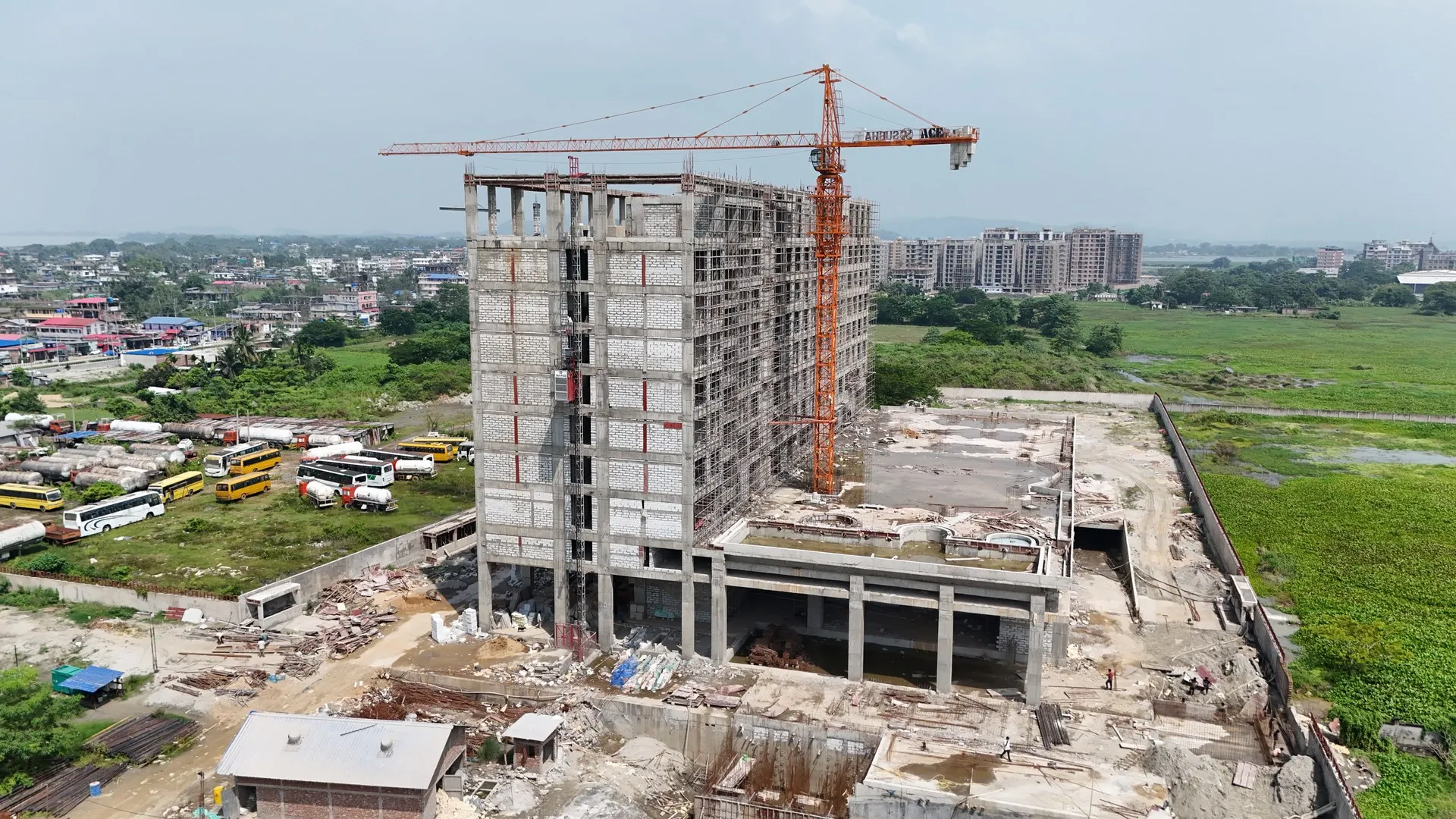 Tower elevation formwork and safety netting